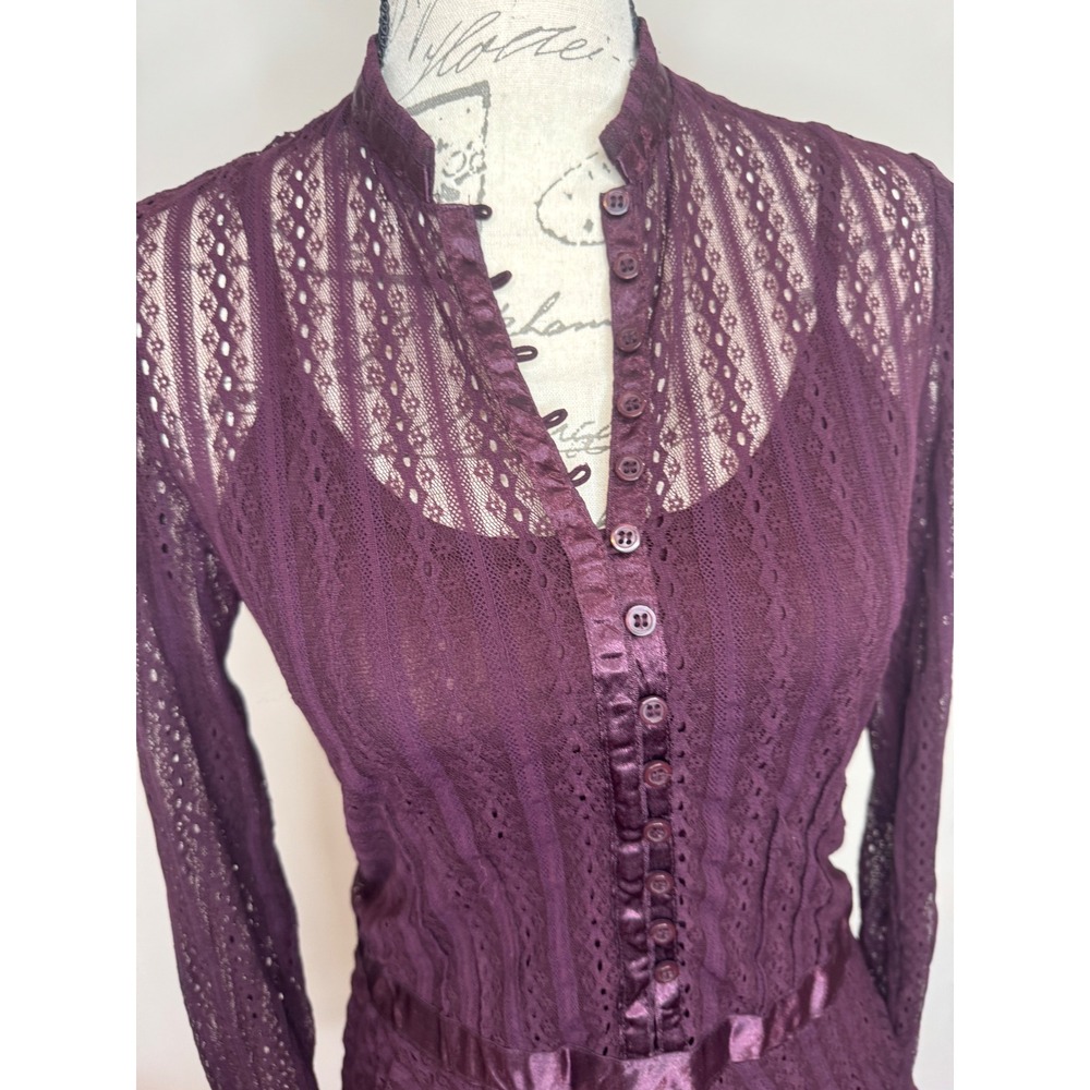 Y2K Gothic Victorian revival long sleeve blouse lace high collar sz M purple INC - Picture 2 of 4